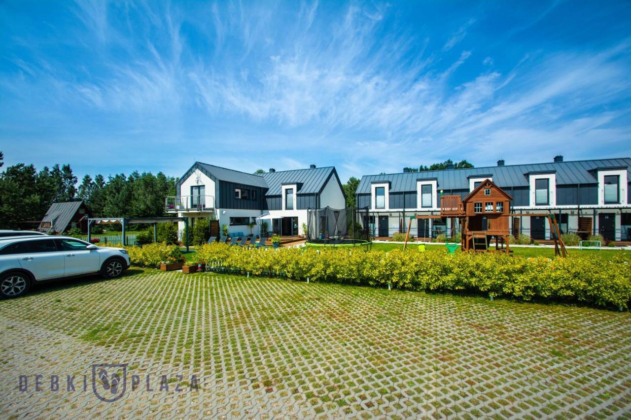 Debki Plaza Apartment Luaran gambar