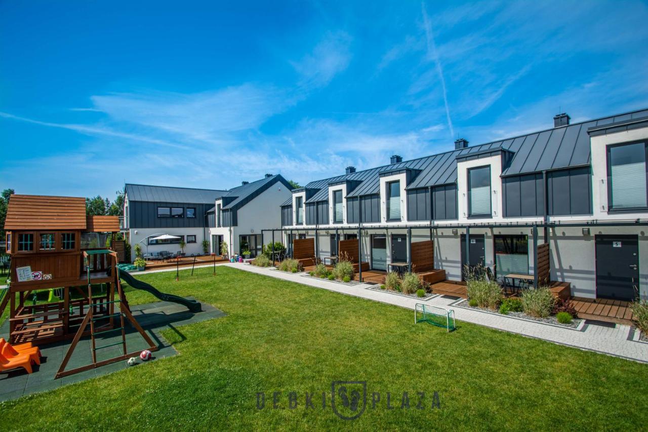 Debki Plaza Apartment Luaran gambar