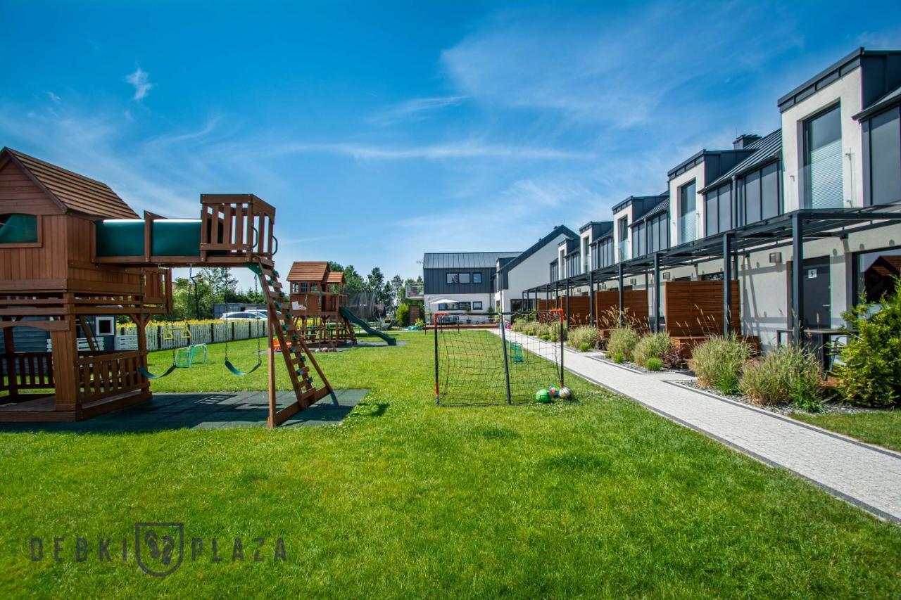Debki Plaza Apartment Luaran gambar