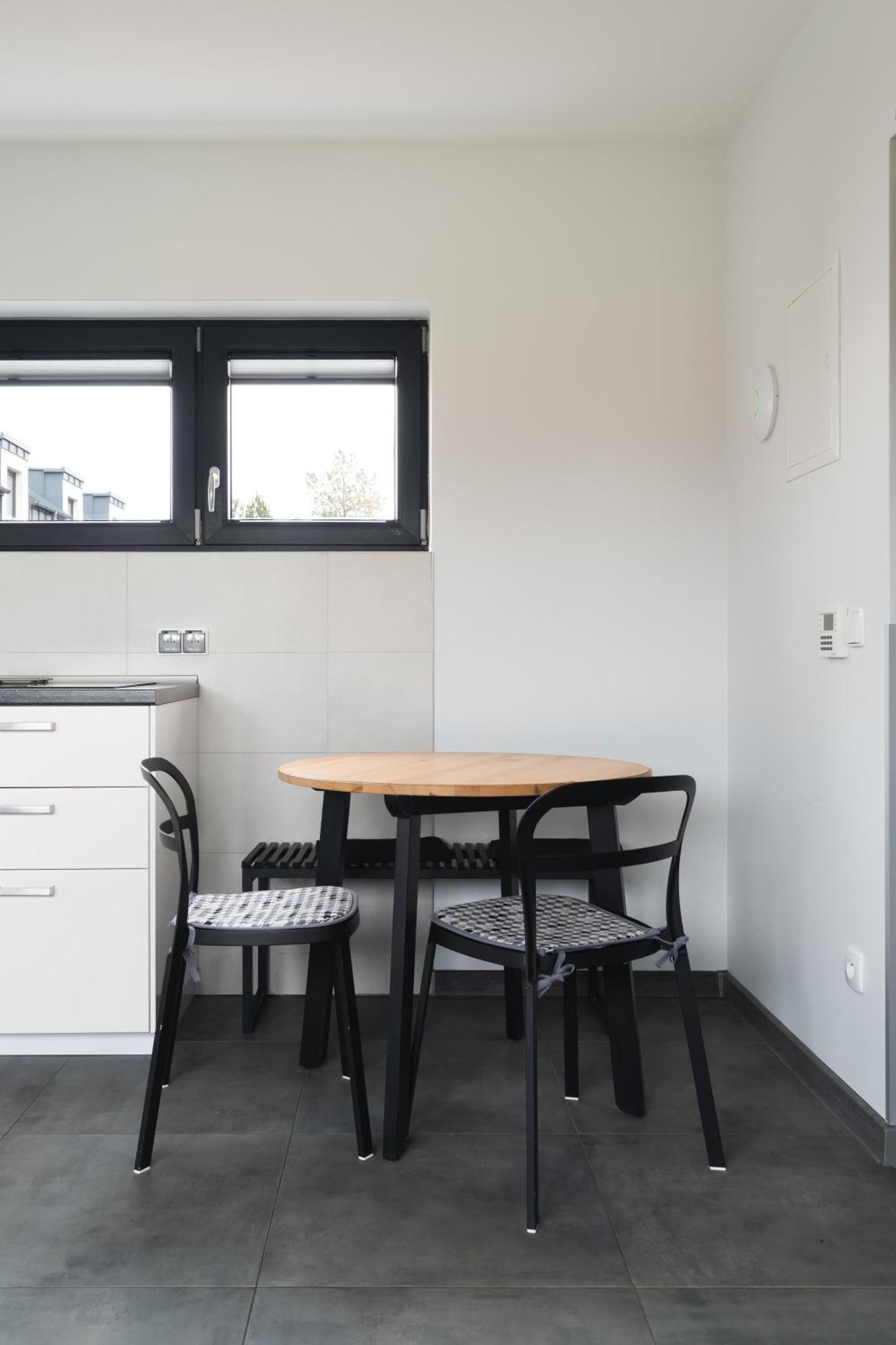 Debki Plaza Apartment Luaran gambar