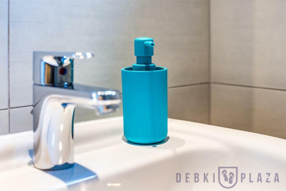 Debki Plaza Apartment Luaran gambar